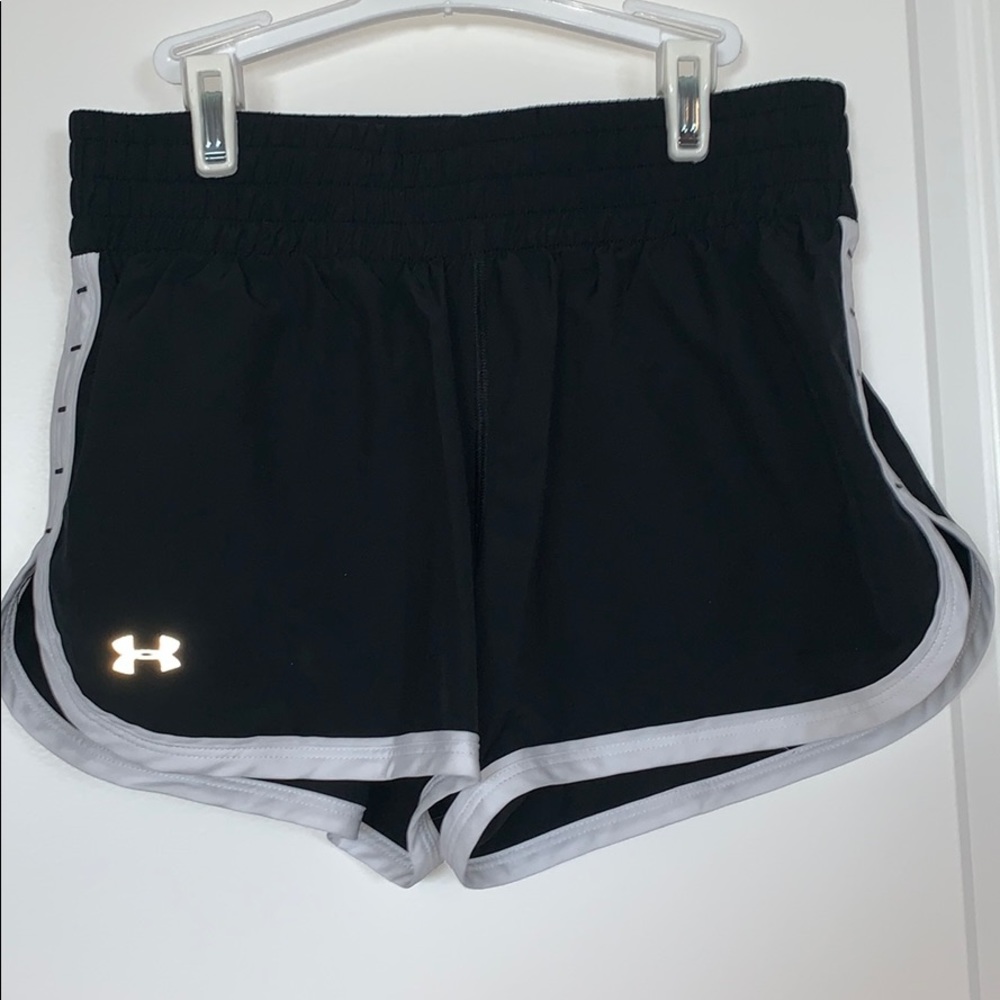 Black Under Armour shorts